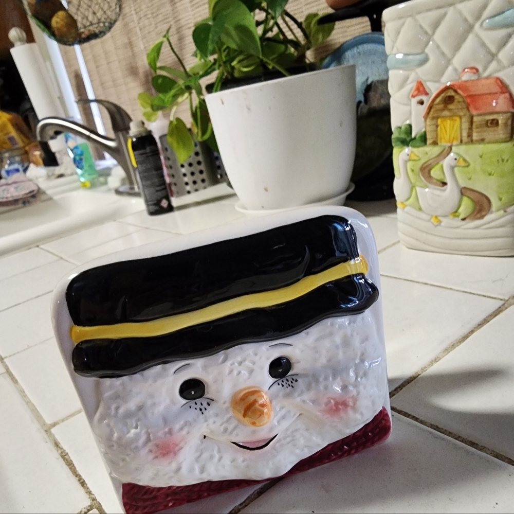 Vtg. Happy Snowman Paper Napkin Holder